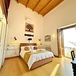 Dimora Riccardi San Nicola Apartment *